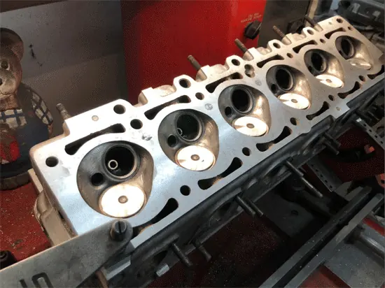 BMW M20 Oldtimer Motor nach der Instandsetzung
